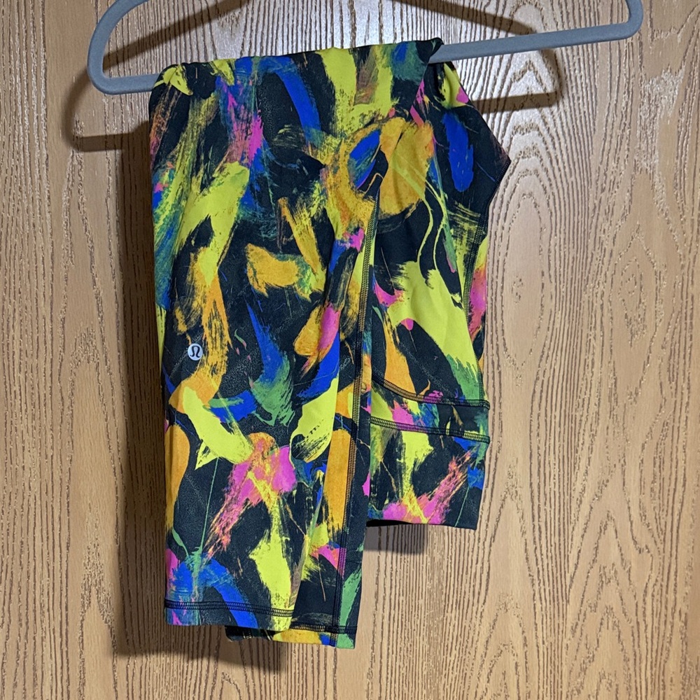 Lululemon Invigorate leggings. 25” size: 14